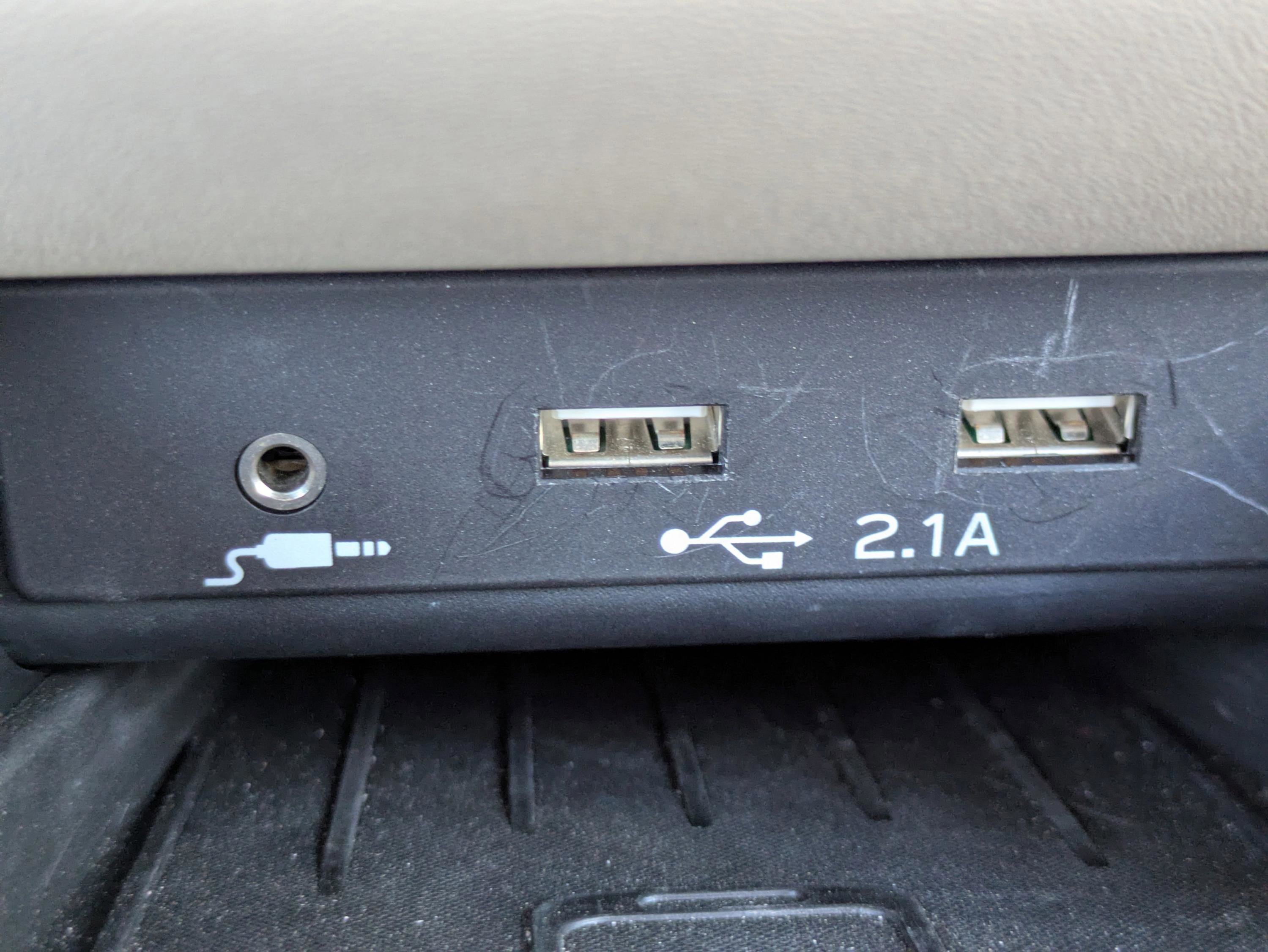 Used 2020 Subaru Outback Limited image 24