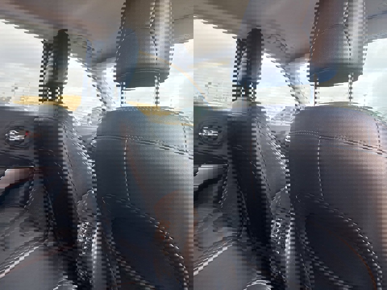 Used 2022 Jeep Cherokee Latitude Lux image 15