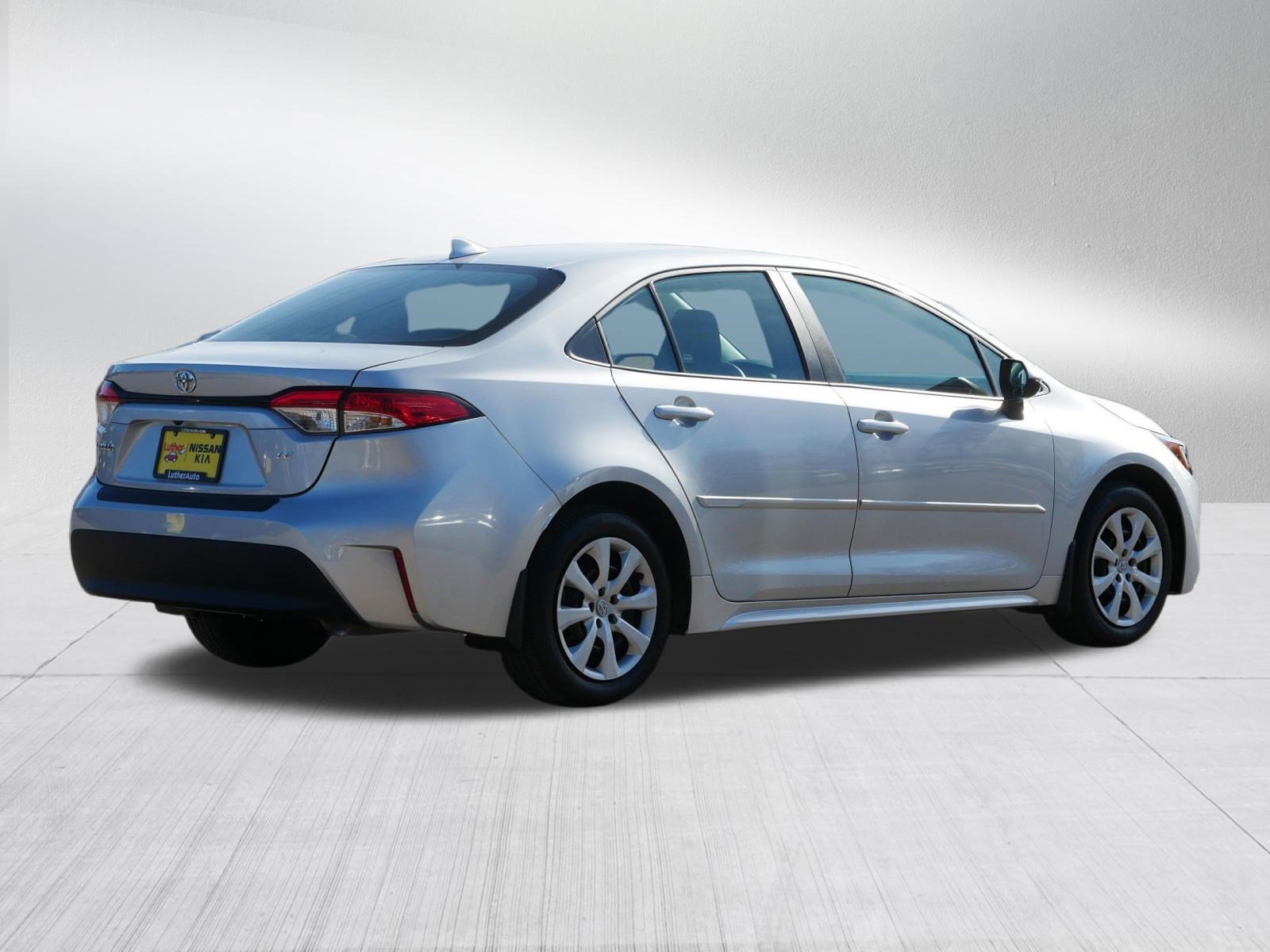 Used 2024 Toyota Corolla LE FWD image 7