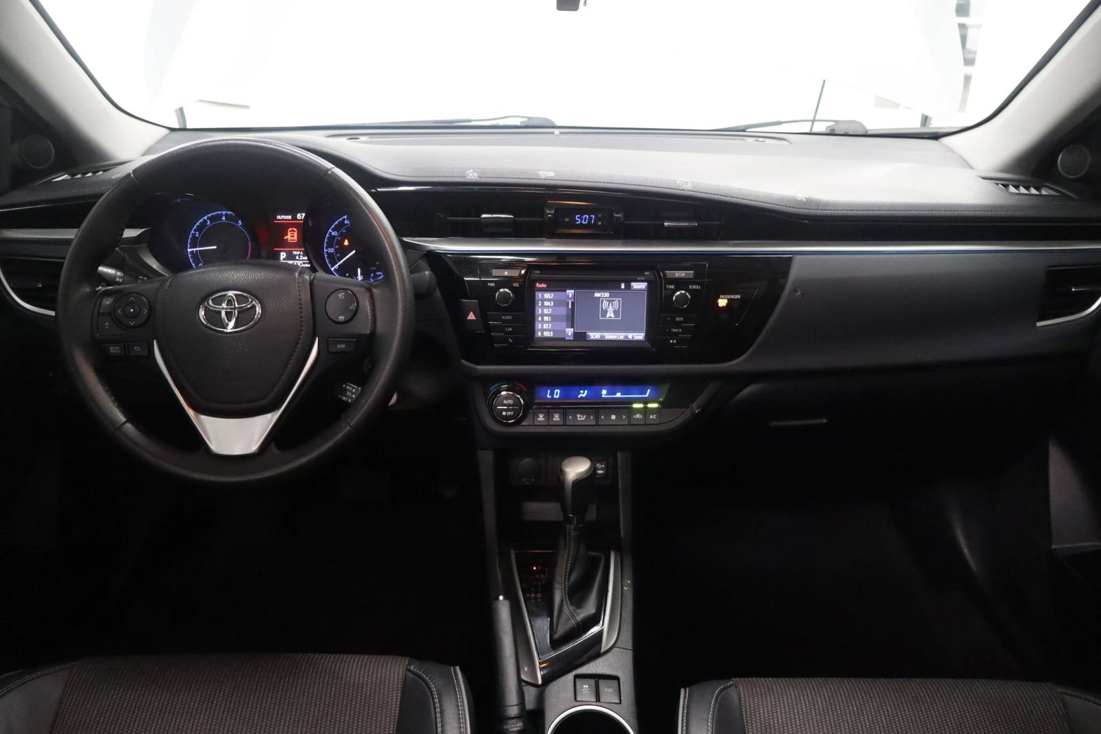 Used 2014 Toyota Corolla S FWD image 18