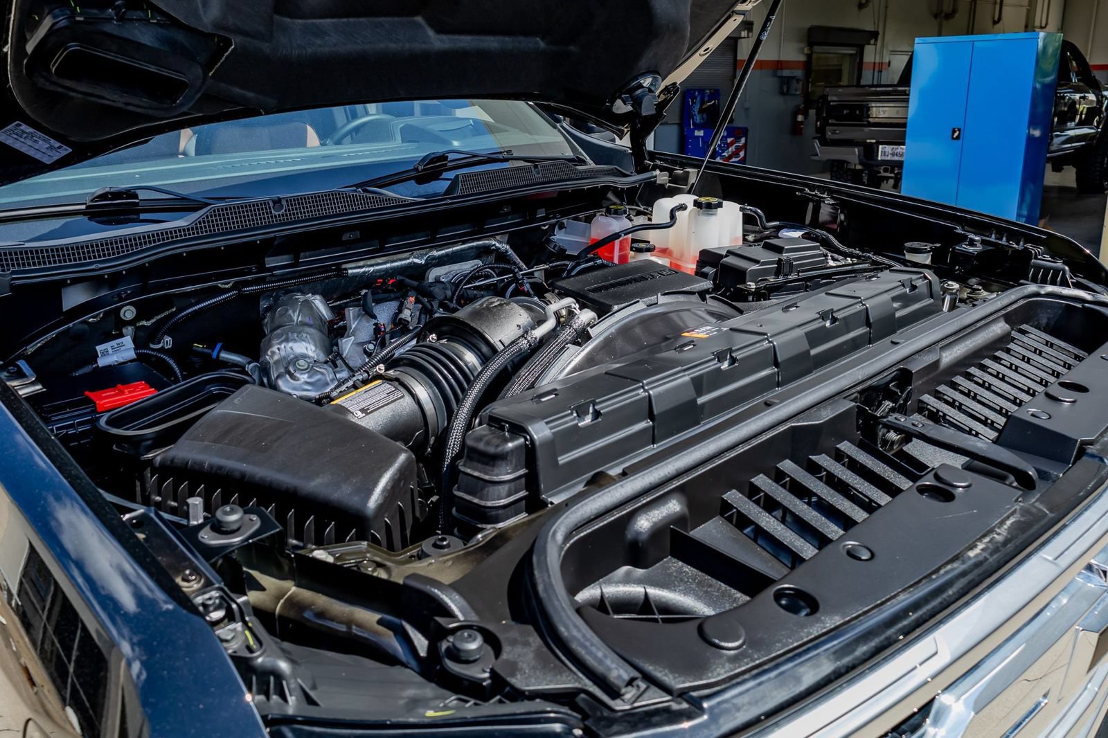 Used 2026 Chevrolet Silverado 2500 High Country w/ High Country Premium Package AWD/4WD image 42