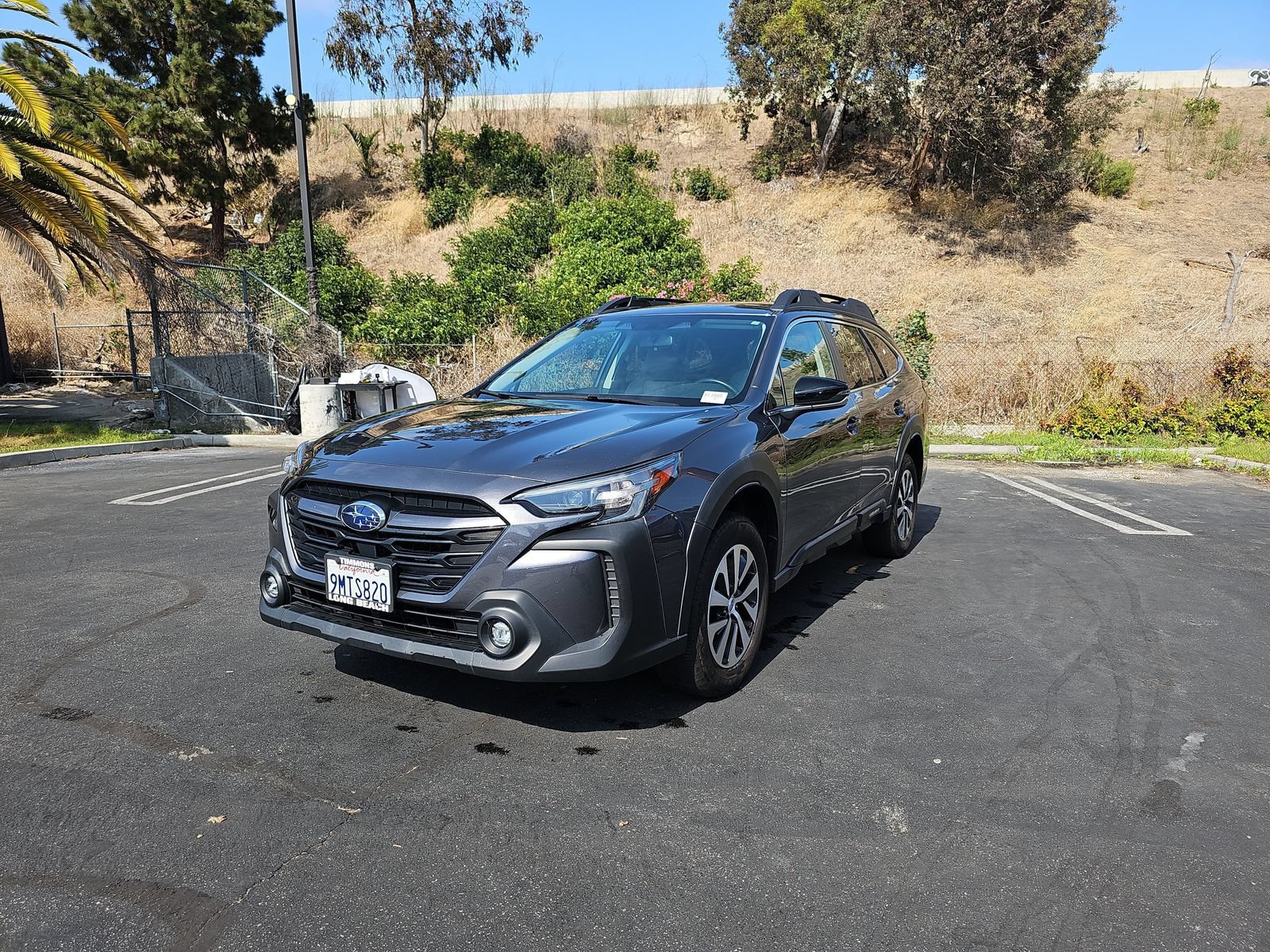 Certified 2024 Subaru Outback Premium AWD/4WD image 3