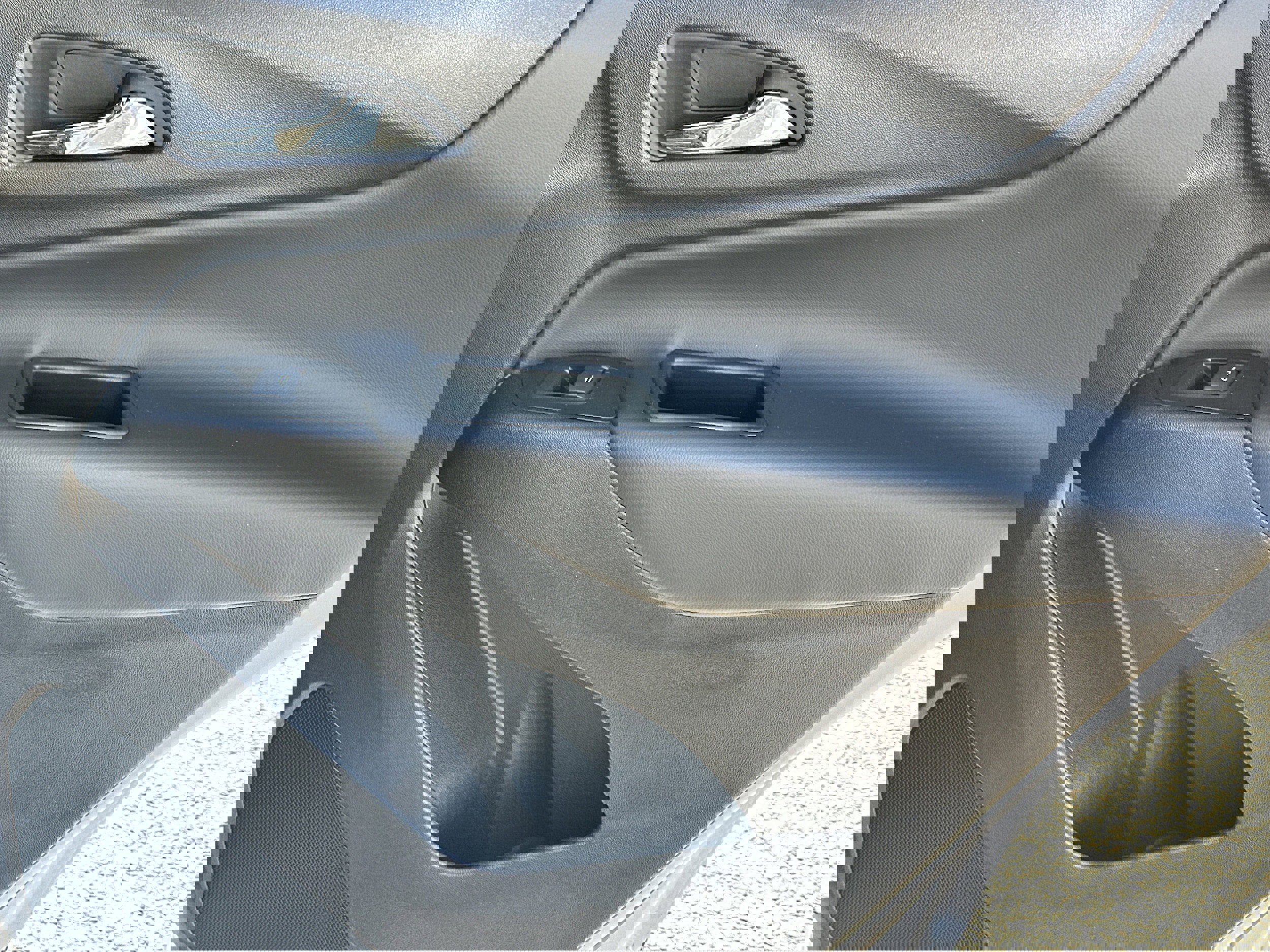 Used 2024 Chevrolet Equinox LT image 16