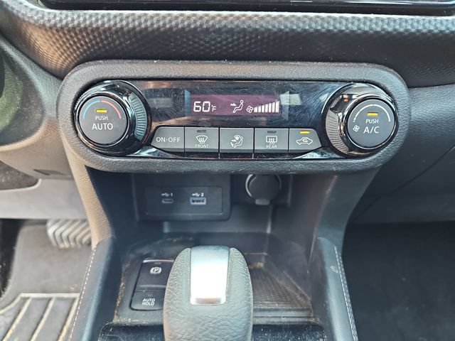 Used 2022 Nissan Kicks SV FWD image 21