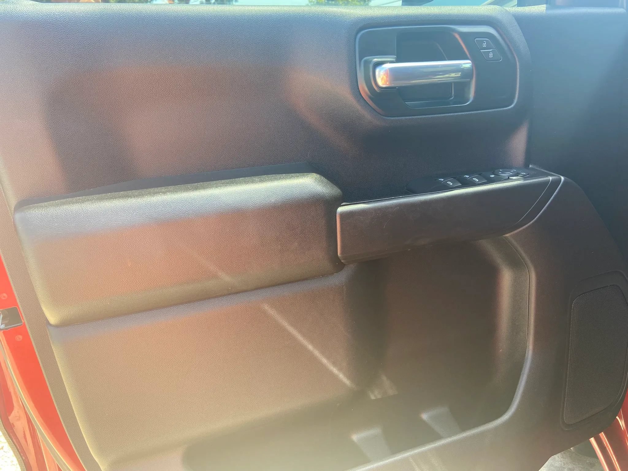 Used 2021 Chevrolet Silverado 1500 Custom Trail Boss AWD/4WD image 27