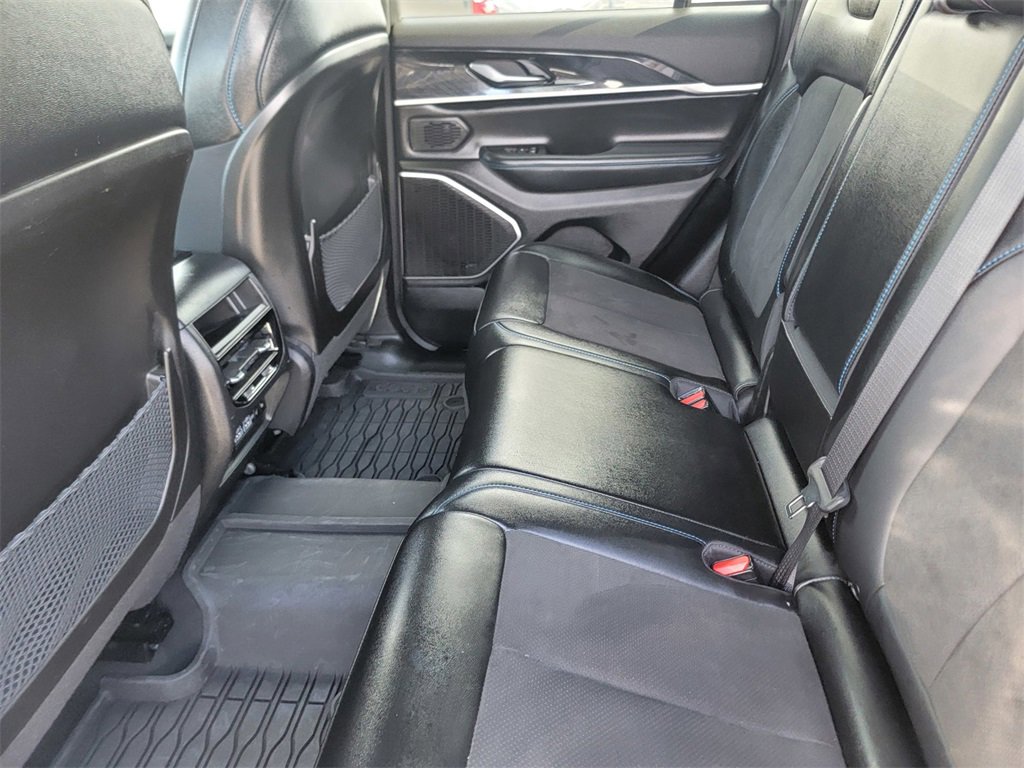 Used 2022 Jeep Grand Cherokee Trailhawk image 16