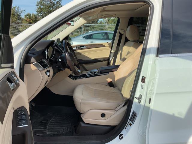 Used 2019 Mercedes-Benz GLE 400 4MATIC image 21