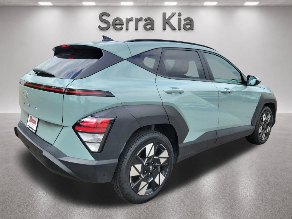 Used 2025 Hyundai Kona SEL FWD image 6