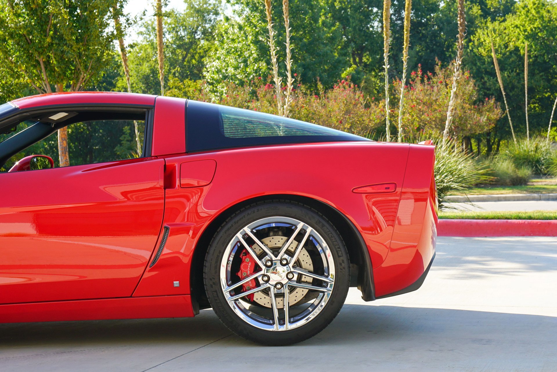 Used 2008 Chevrolet Corvette Z06 w/ Preferred Equipment Group image 13