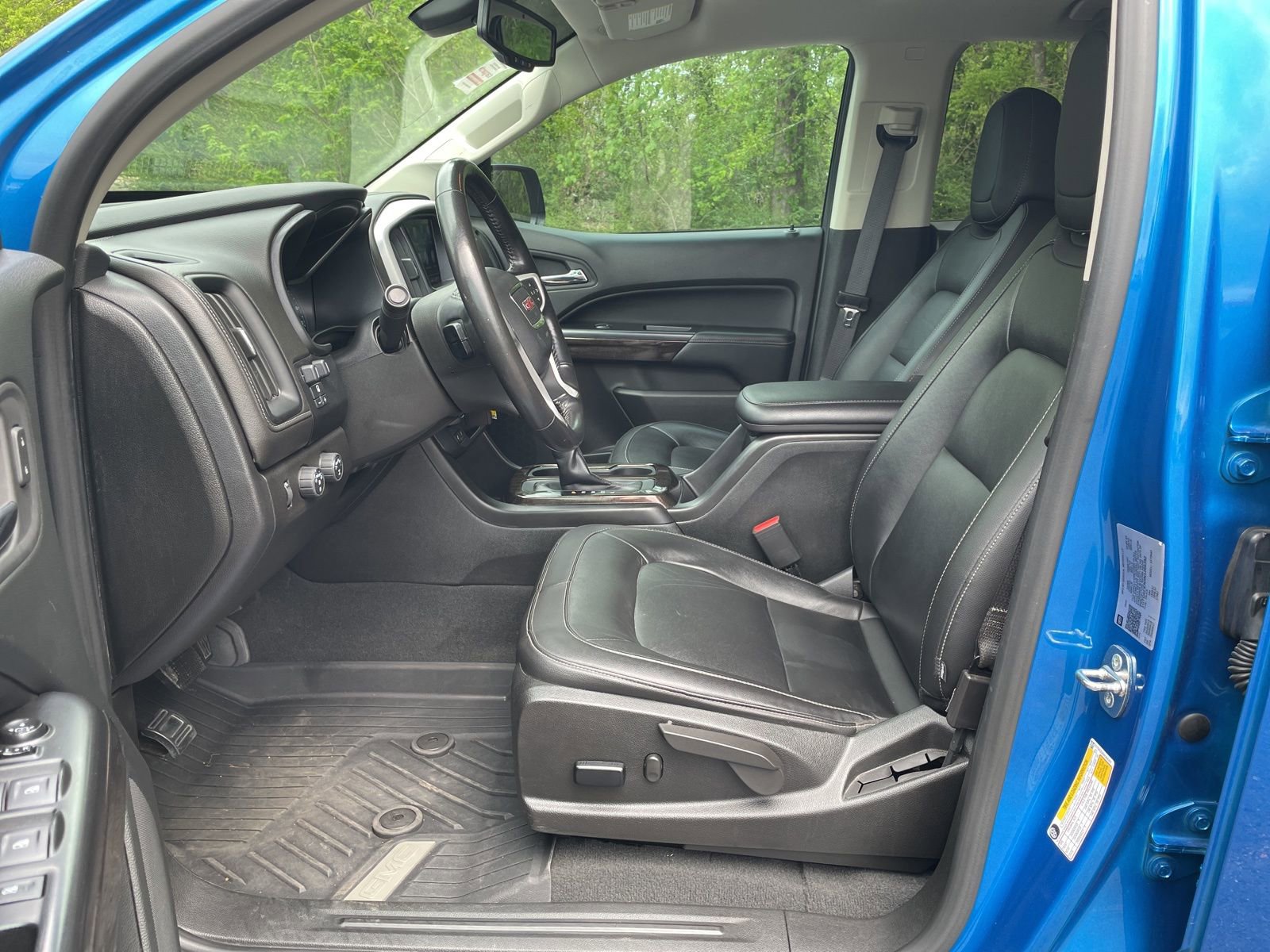 Used 2022 GMC Canyon Elevation w/ Elevation Premium Package image 11