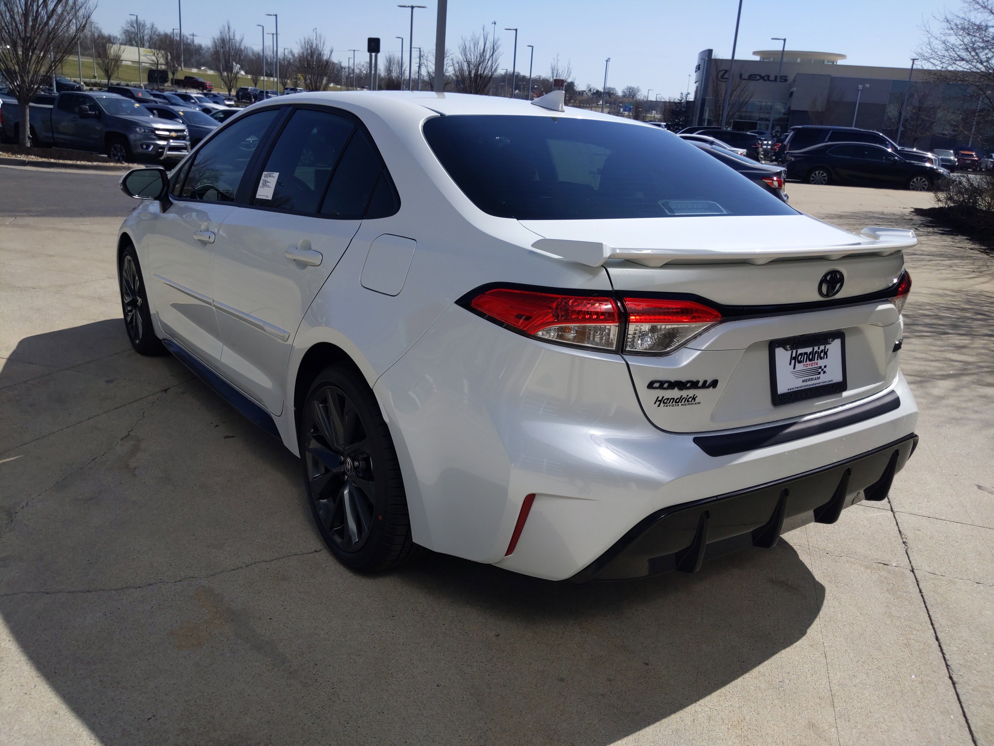 Used 2026 Toyota Corolla SE w/ SE Package FWD image 7