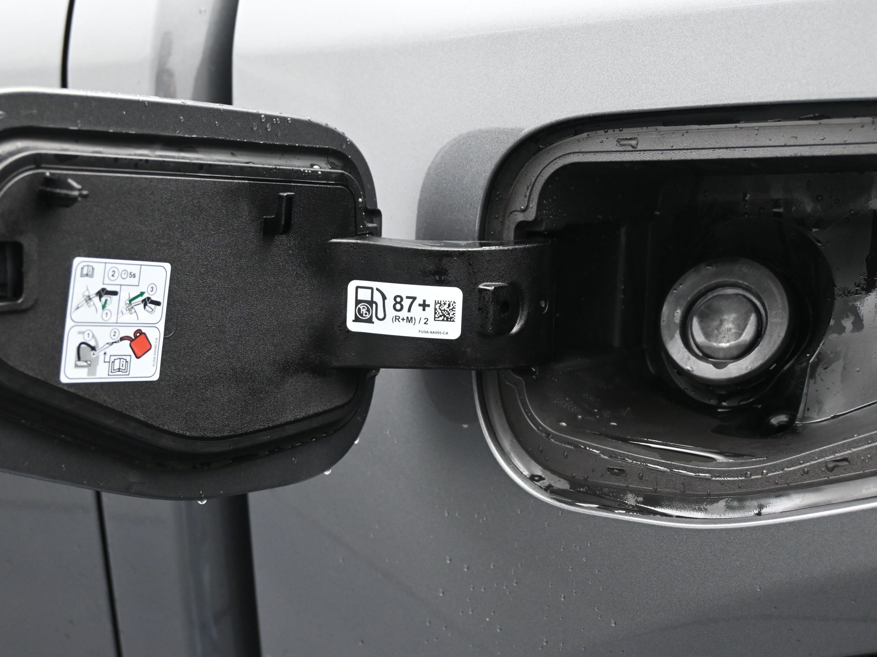 Used 2025 Ford Ranger XLT w/ FX4 Off-Road Package image 12