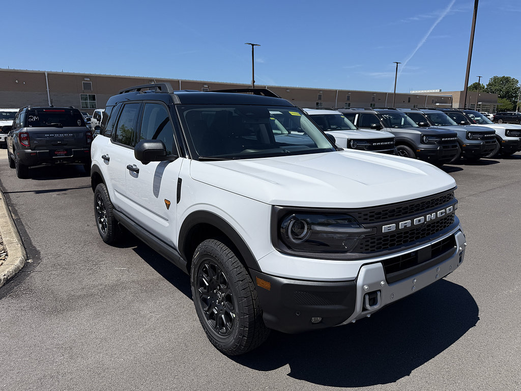 New 2026 Ford Bronco Sport Badlands AWD/4WD image 2