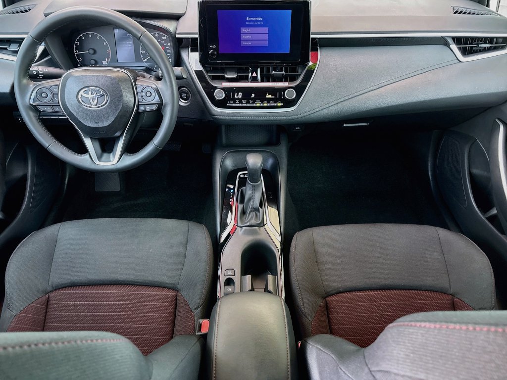 Certified 2025 Toyota Corolla SE FWD image 13