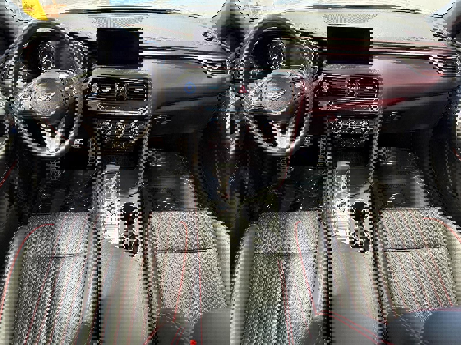 Used 2023 Genesis G70 2.0T w/ Sport Prestige Package image 11