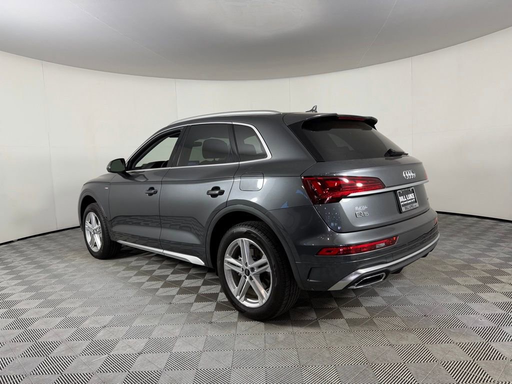 Used 2024 Audi Q5 e Premium Plus w/ Premium Plus Package image 8