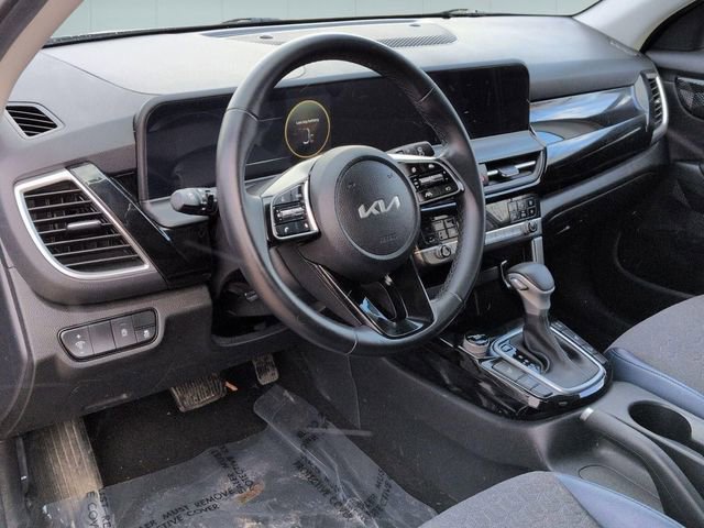 Used 2024 Kia Seltos S image 10