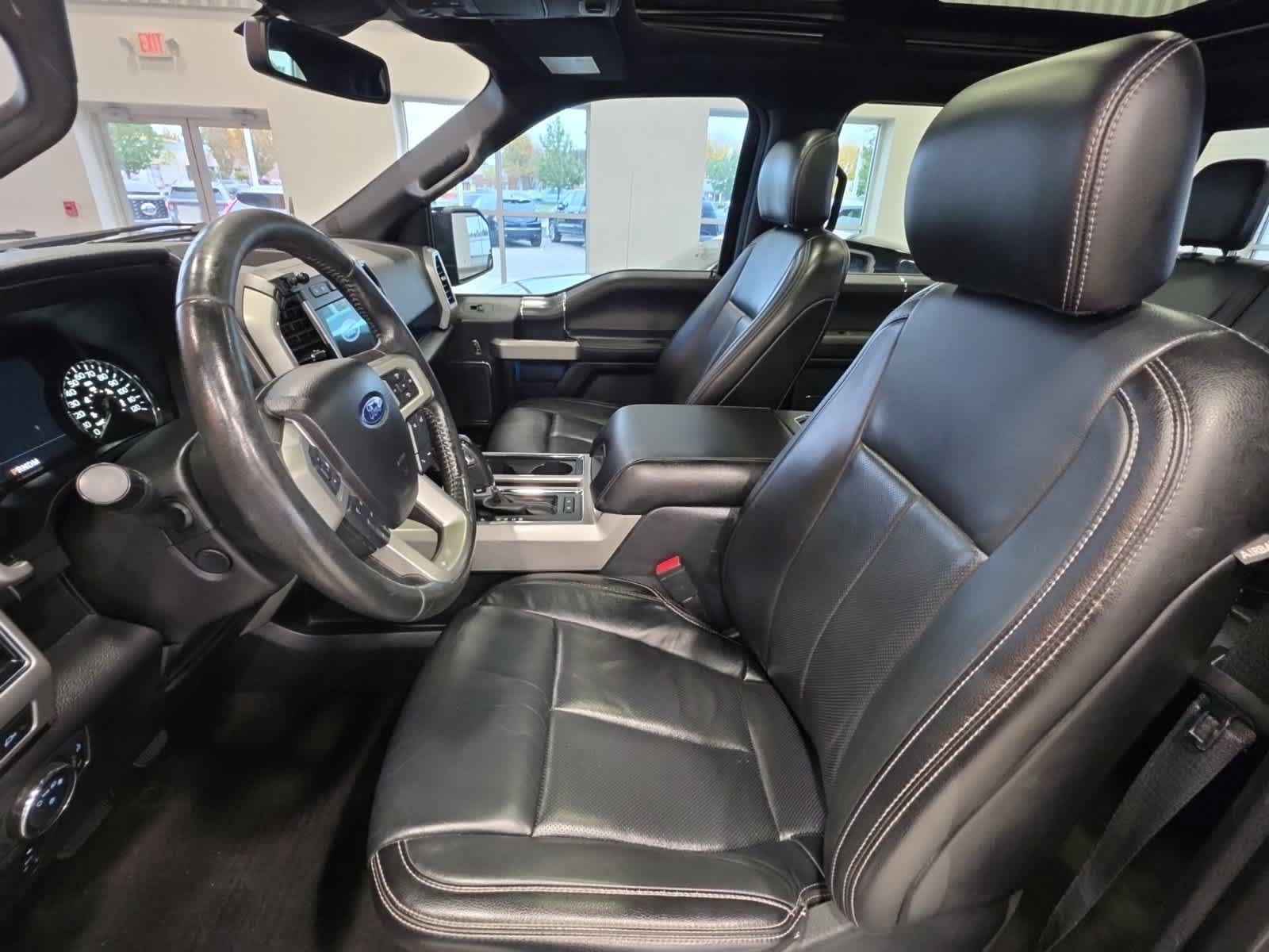 Used 2020 Ford F150 Lariat w/ Equipment Group 502A Luxury AWD/4WD image 20