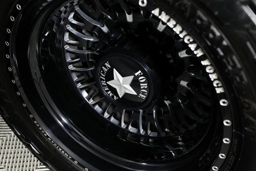 Used 2025 Ford F350 Platinum w/ Platinum Plus Package image 51