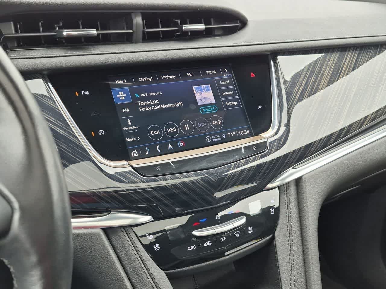 Used 2024 Cadillac XT6 Premium Luxury AWD/4WD image 29