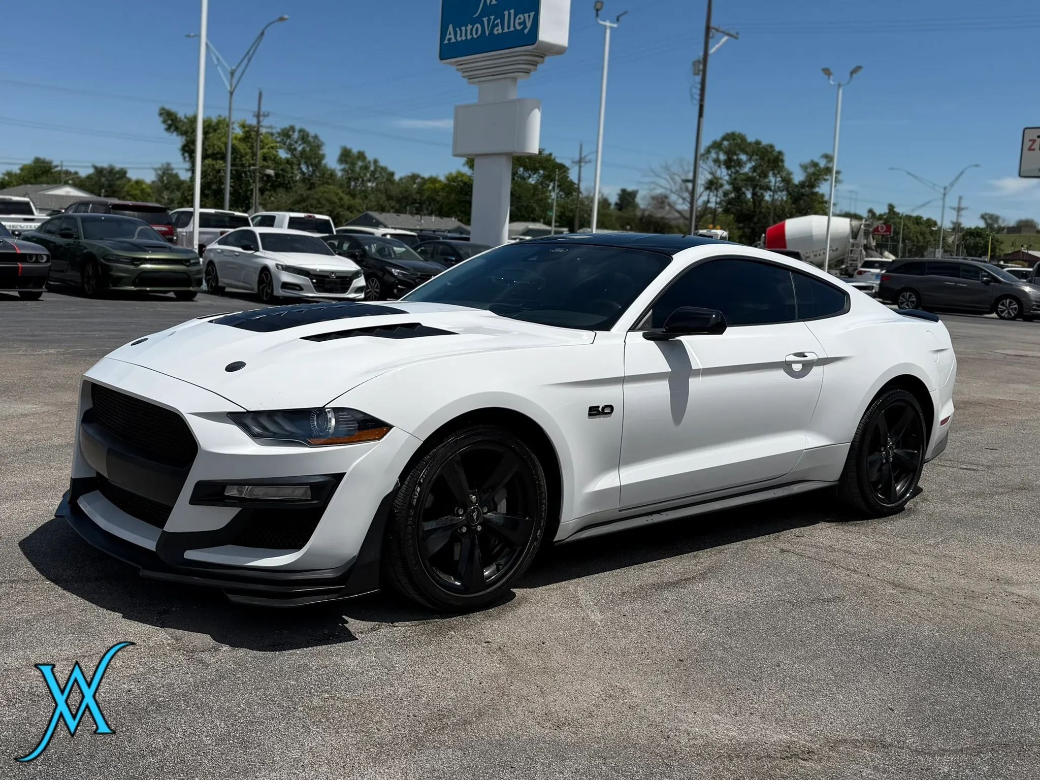 Used 2022 Ford Mustang GT w/ Equipment Group 301A RWD image 3