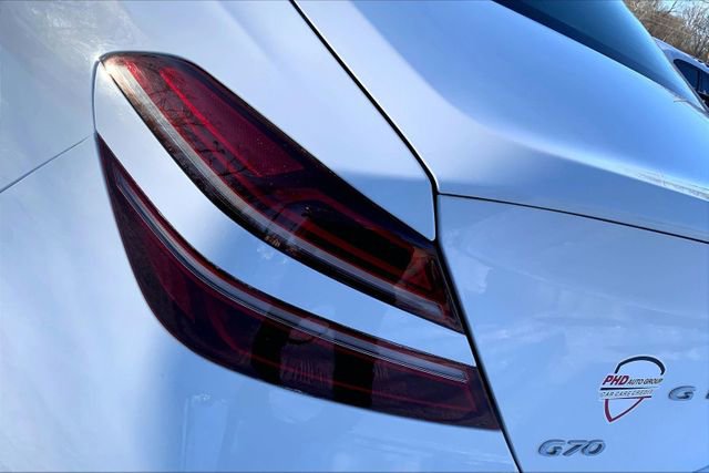 Used 2023 Genesis G70 2.0T image 12
