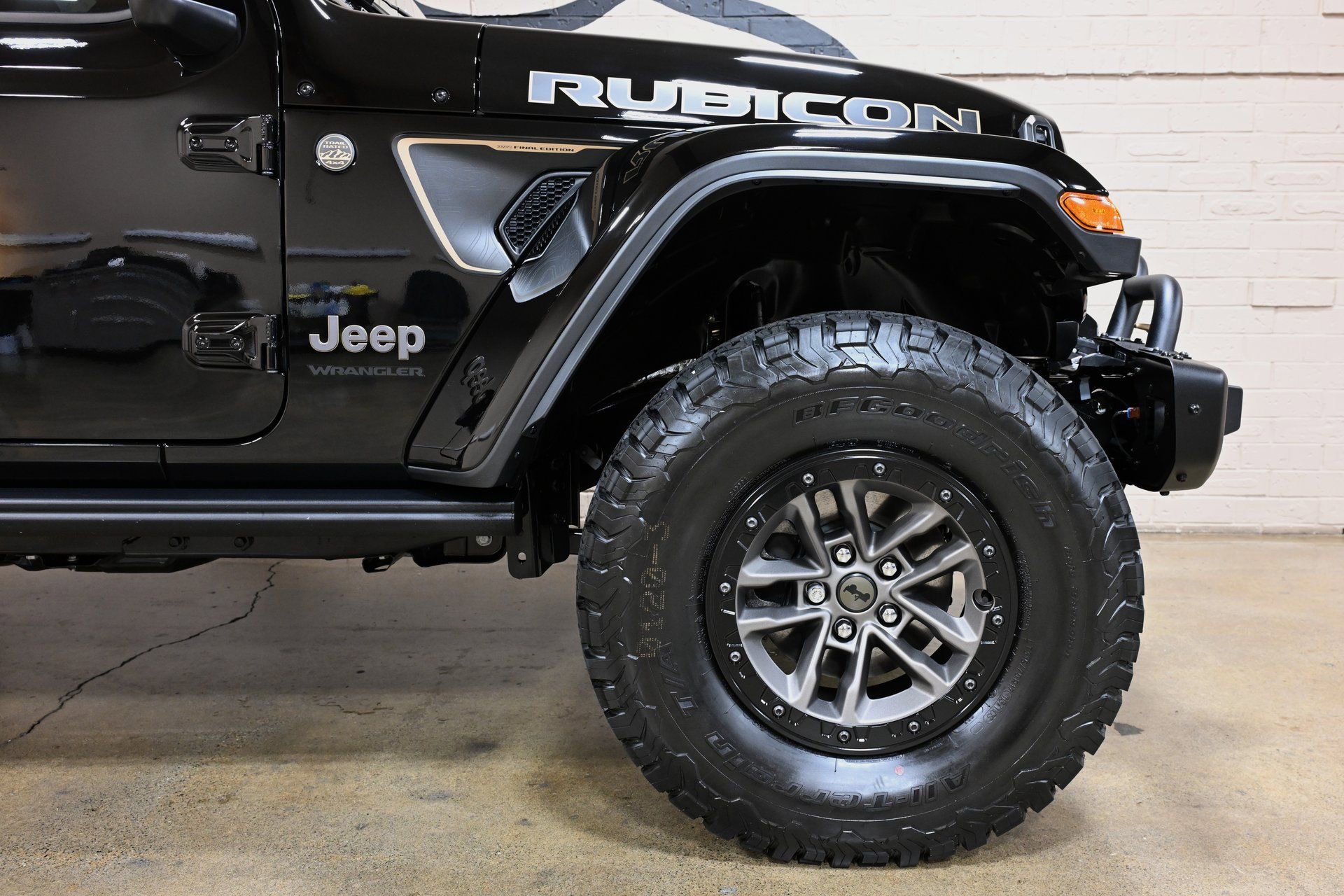Used 2024 Jeep Wrangler Unlimited Rubicon 392 image 23