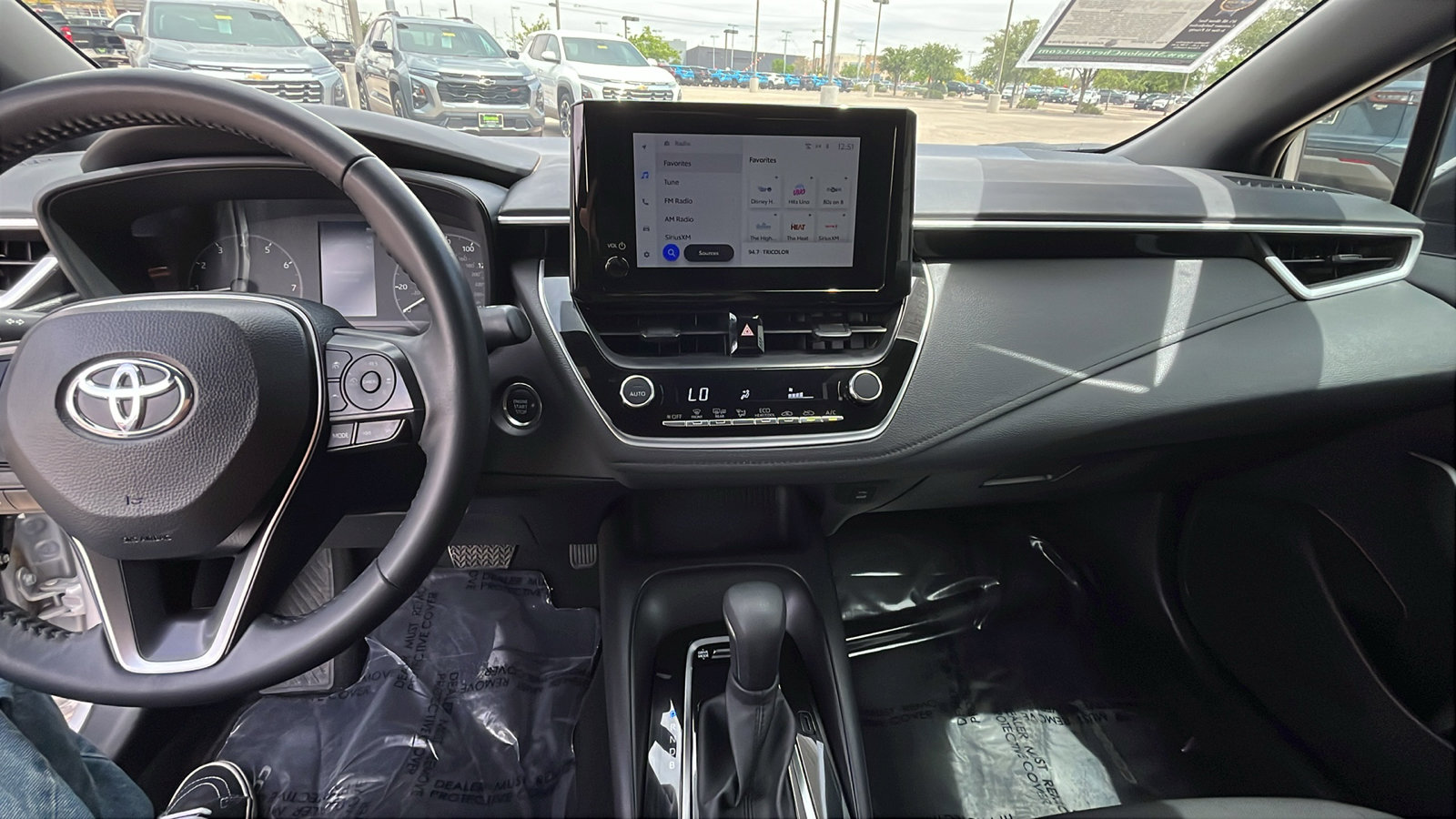 Used 2025 Toyota Corolla SE image 19