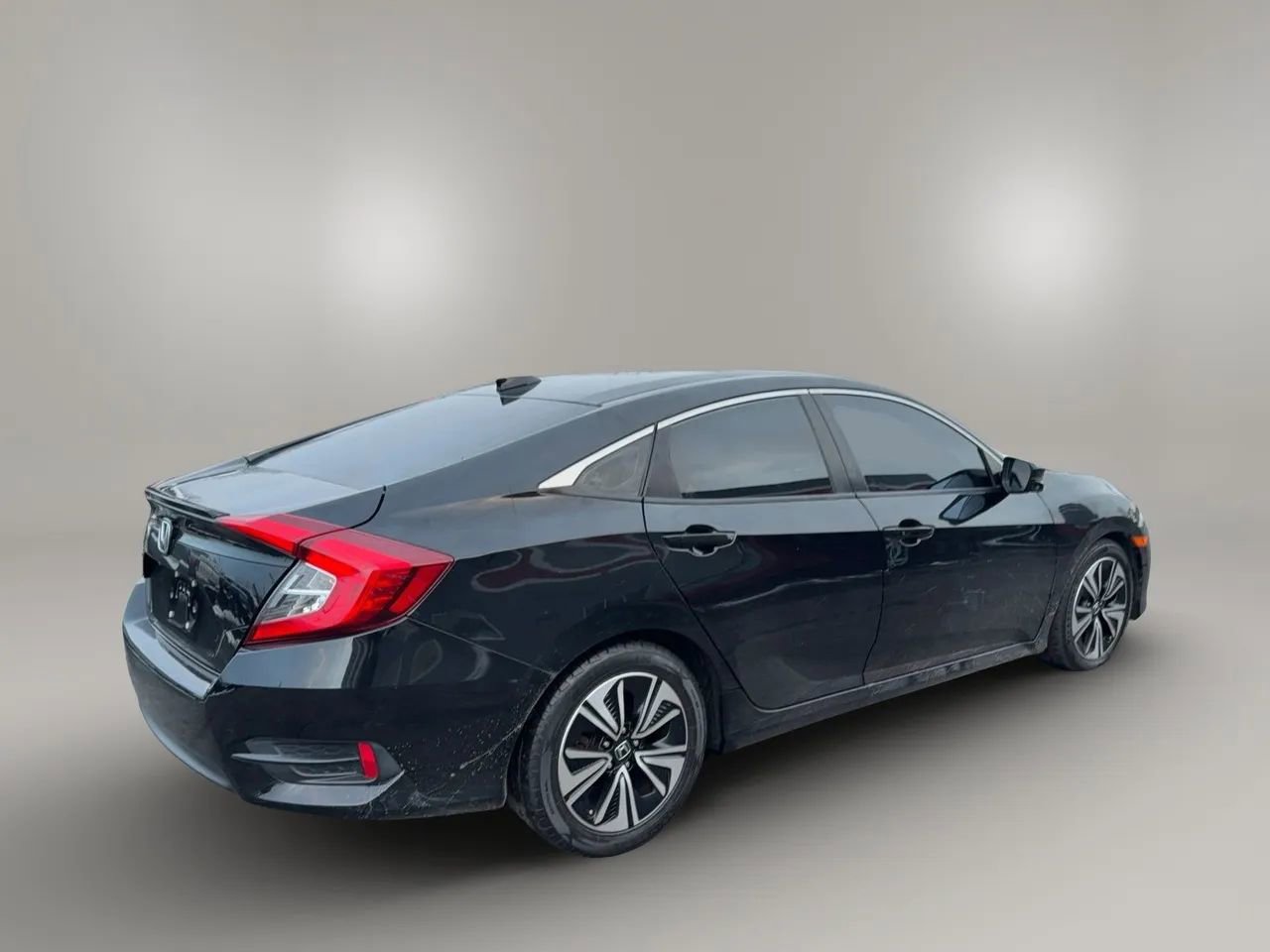 Used 2017 Honda Civic EX-T image 6