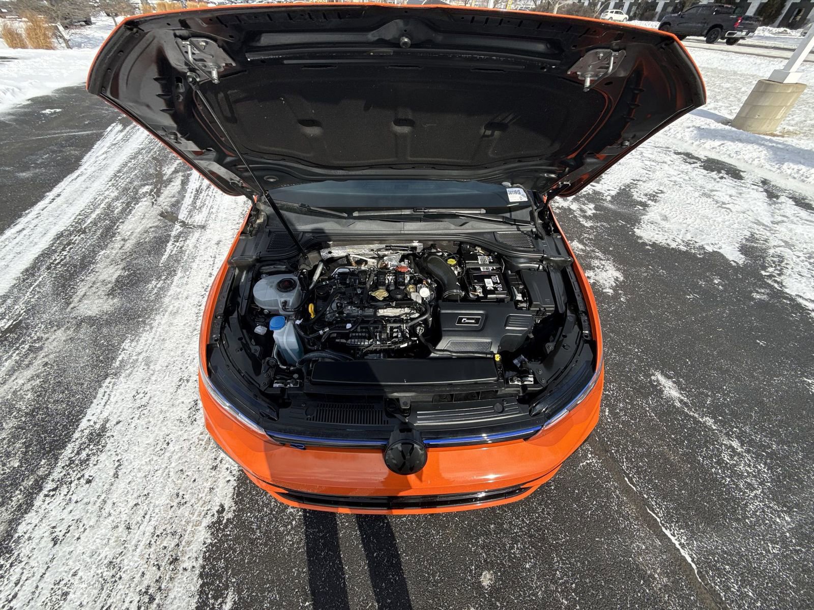 Used 2023 Volkswagen Golf R 2.0T image 27