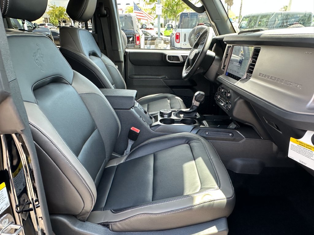 New 2026 Ford Bronco Outer Banks AWD/4WD image 17