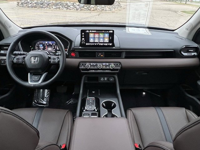 Certified 2025 Honda Pilot Elite image 22