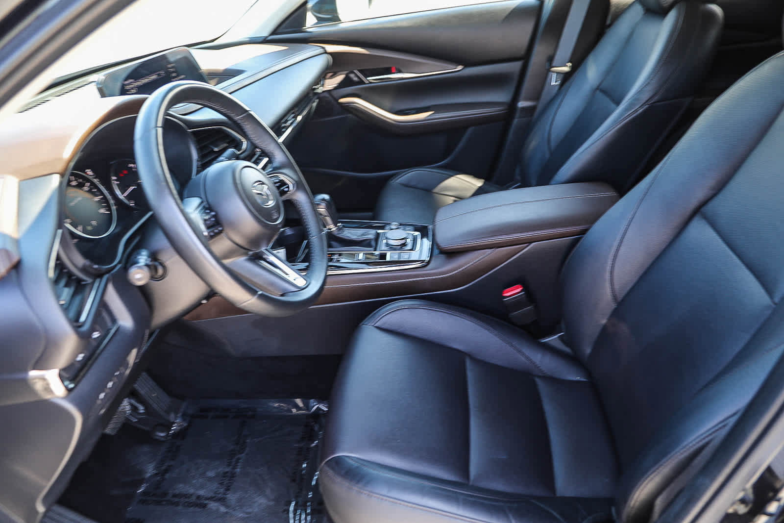 Used 2024 MAZDA CX-30 AWD 2.5 S w/ Premium Package image 17