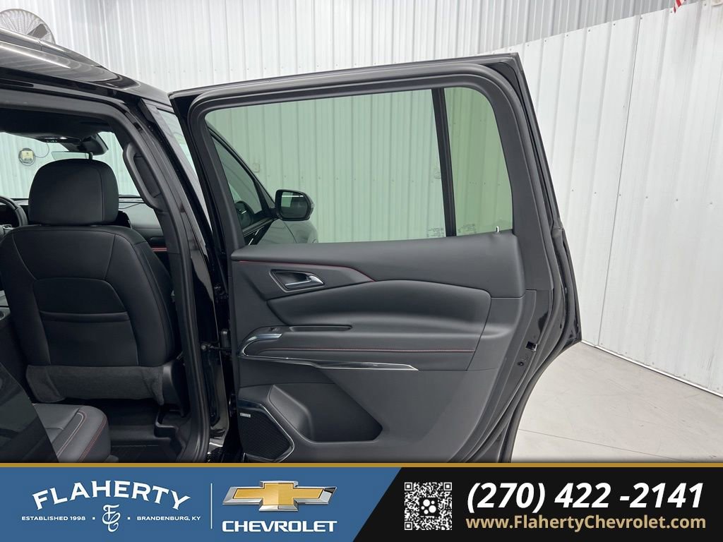 Used 2024 Chevrolet Traverse RS w/ LPO, Floor Liner Package AWD/4WD image 12