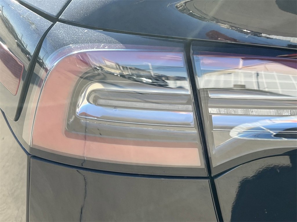 Used 2020 Tesla Model 3 Long Range image 13