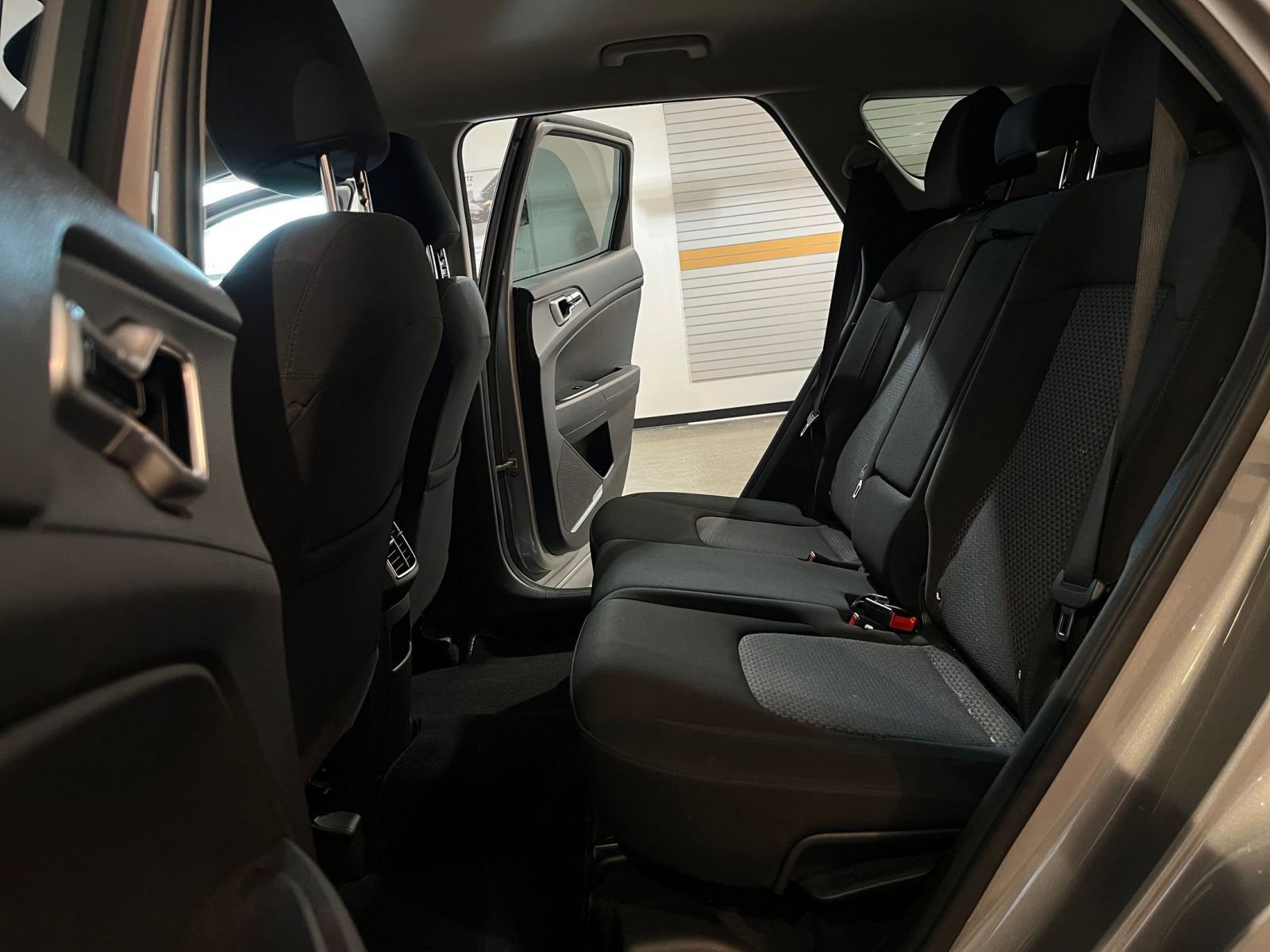 Used 2024 Kia Sportage LX FWD image 25