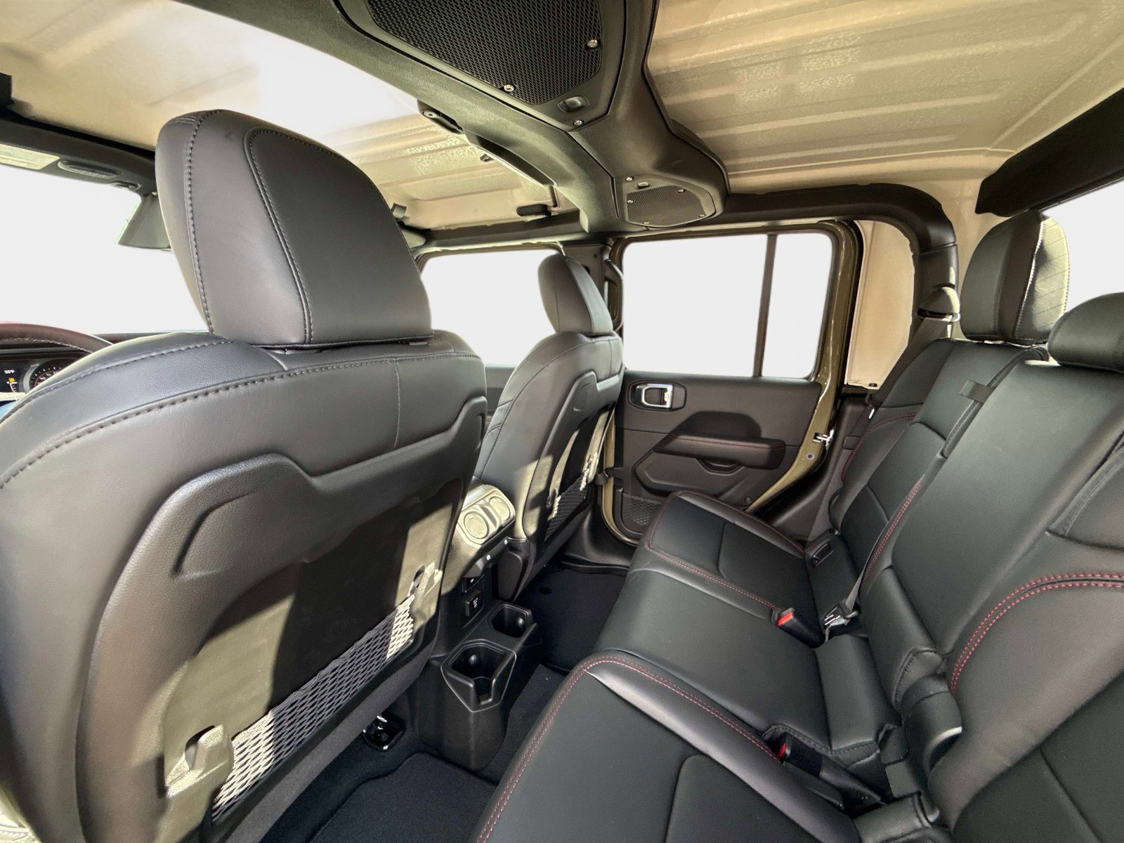 New 2026 Jeep Gladiator Rubicon w/ Safety Group image 18