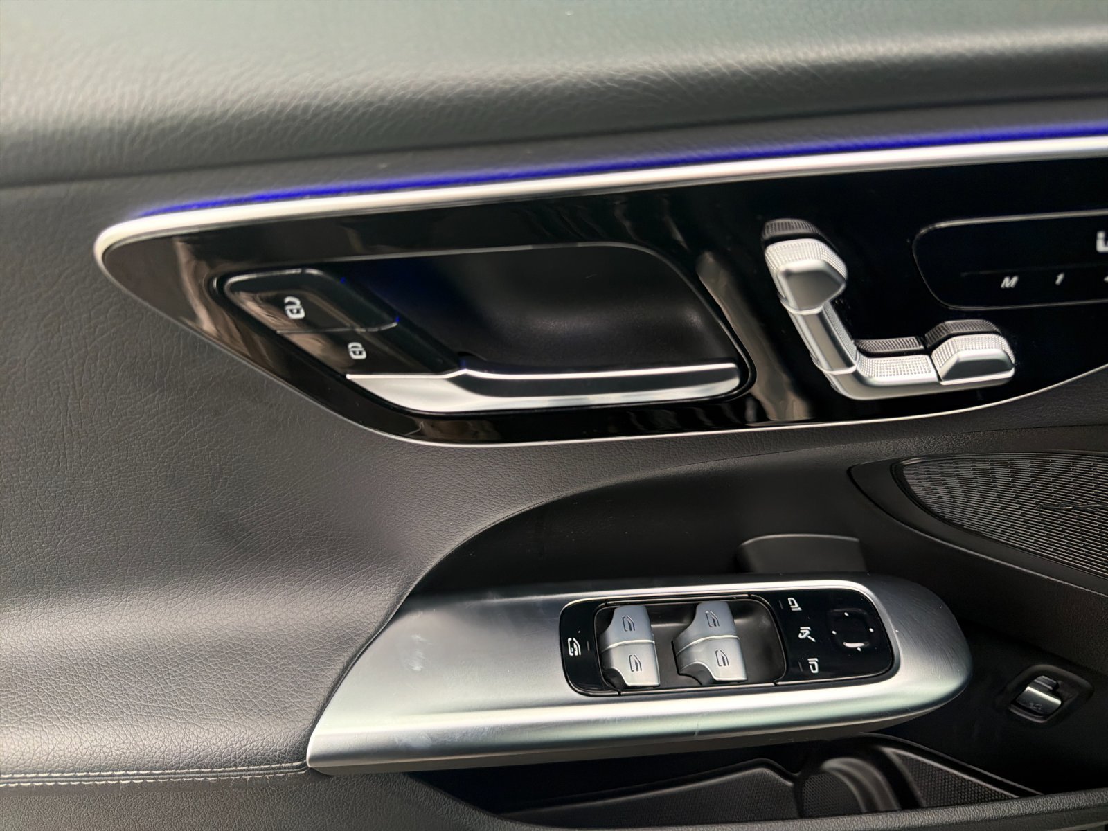 Certified 2024 Mercedes-Benz C 300 Sedan image 10
