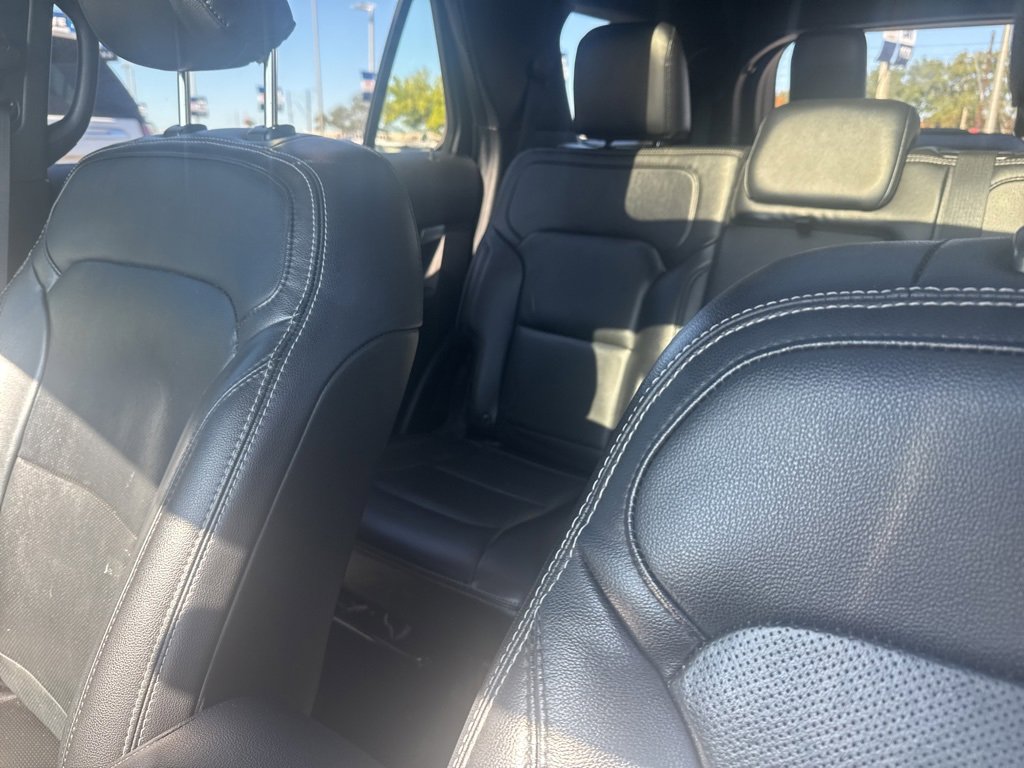 Used 2019 Ford Explorer Limited image 8