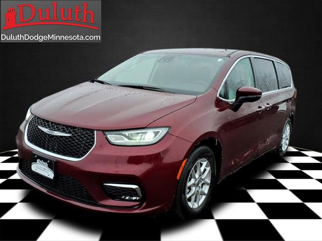 Used 2023 Chrysler Pacifica Touring-L FWD image 1