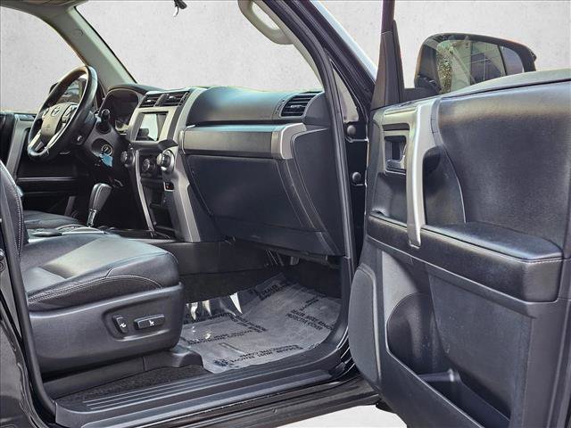 Used 2015 Toyota 4Runner SR5 Premium RWD image 13