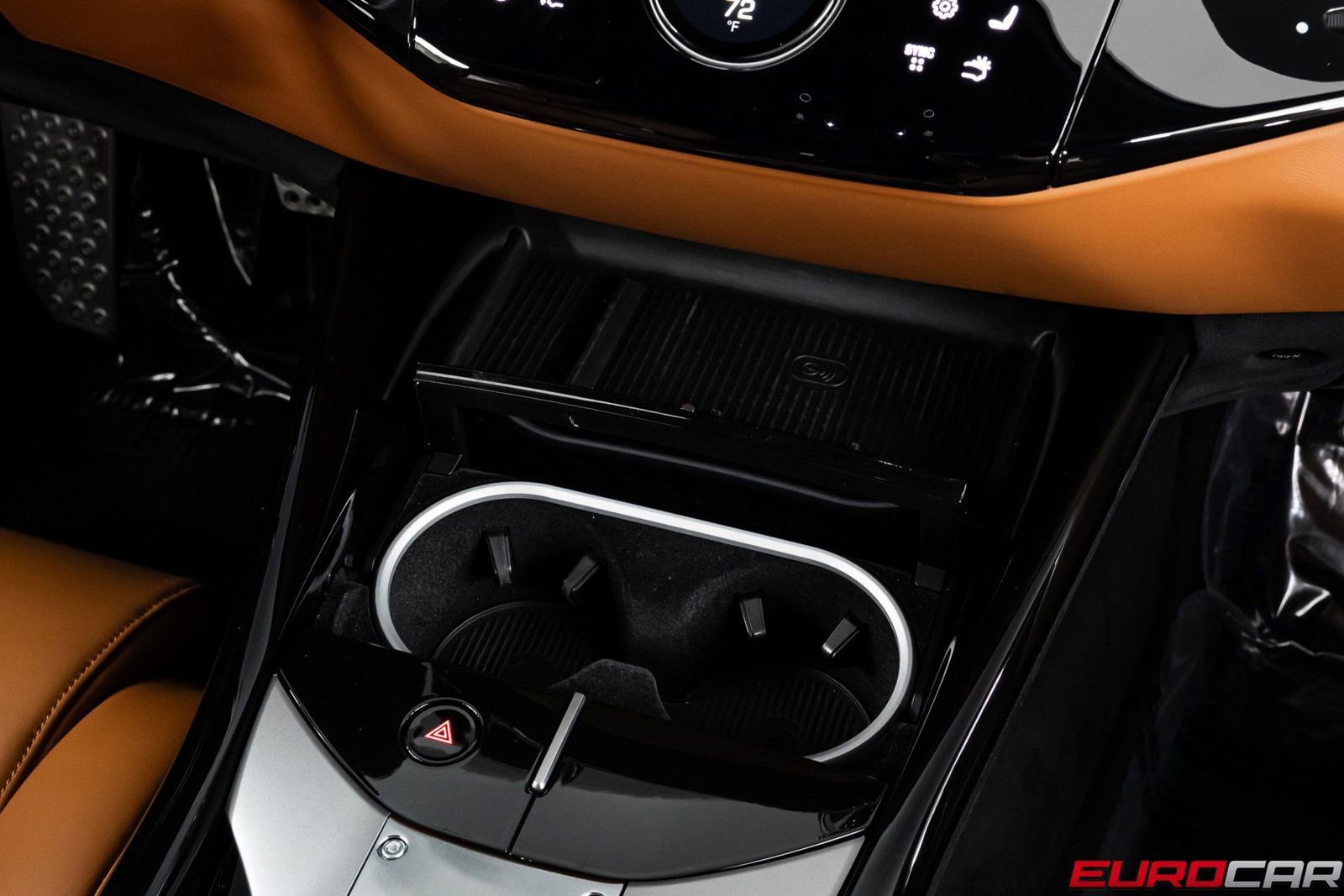 Used 2025 Ferrari Purosangue AWD/4WD image 37