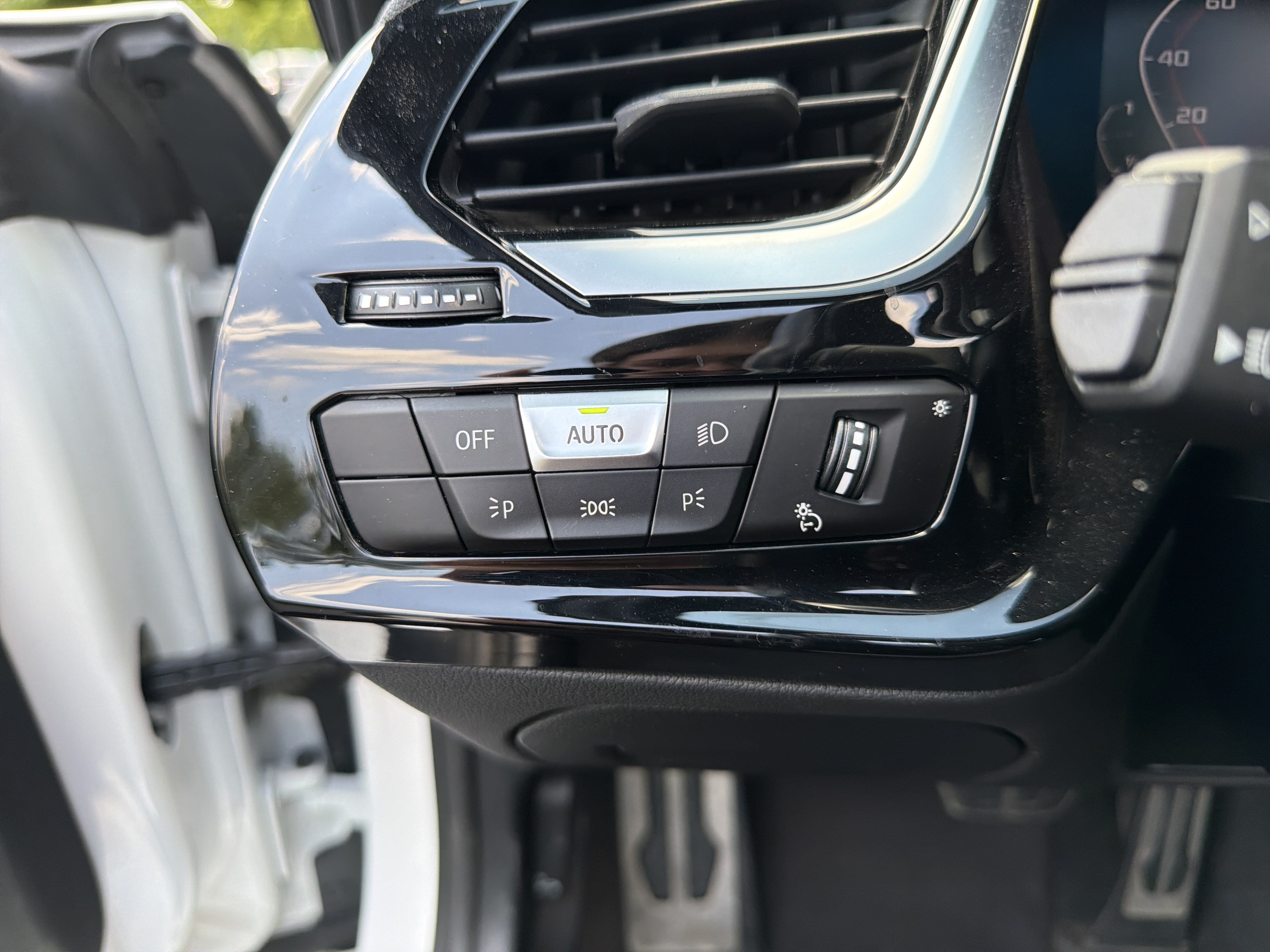 Used 2022 BMW Z4 M40i RWD image 53