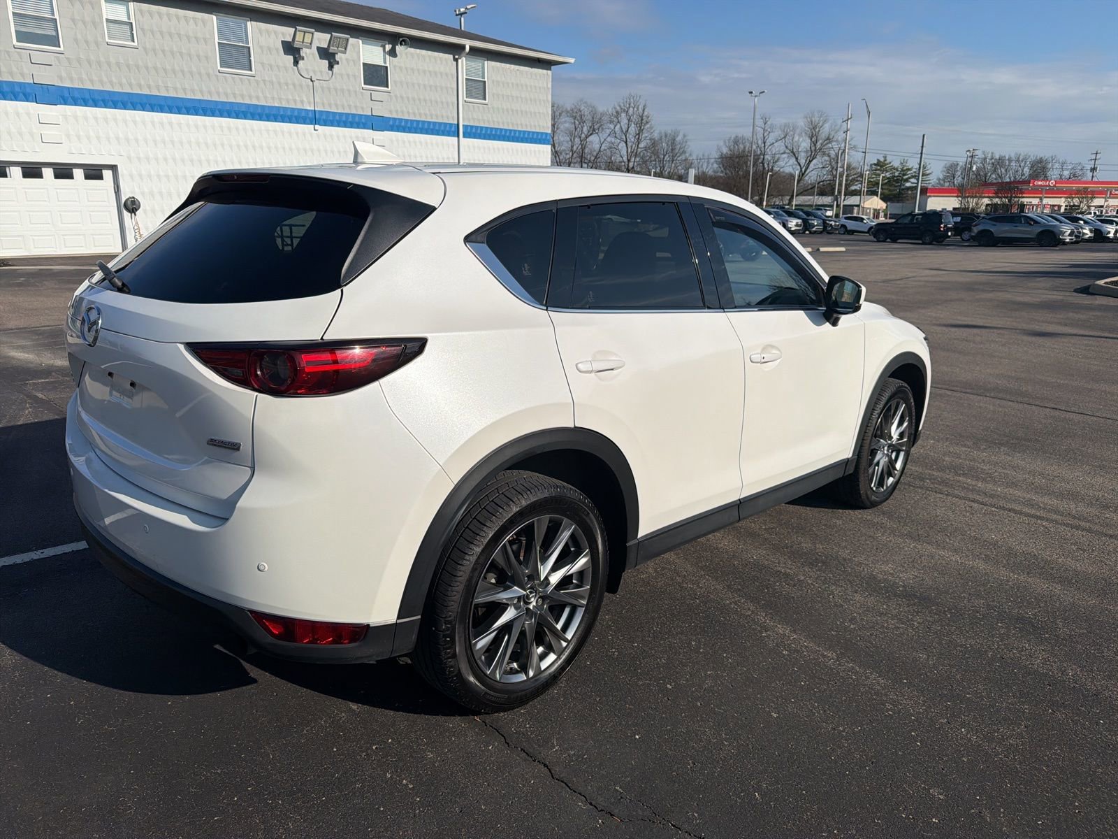 Used 2019 MAZDA CX-5 Signature image 5