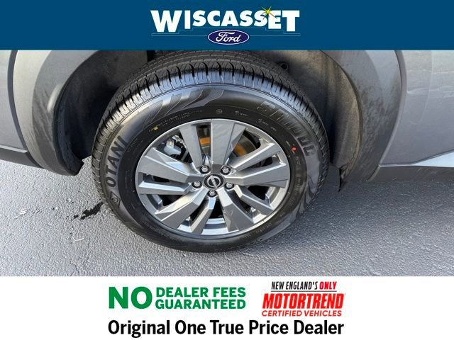 Used 2024 Nissan Pathfinder SV image 29