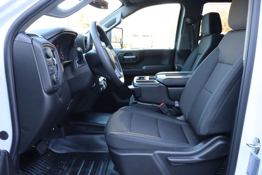 New 2026 Chevrolet Silverado 3500 W/T image 5