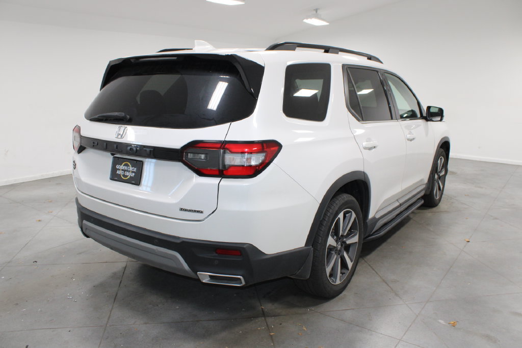 Used 2023 Honda Pilot Touring image 9