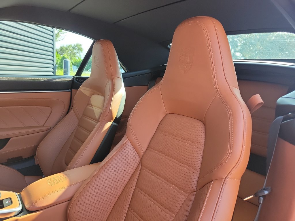 Certified 2026 Porsche 911 Carrera 4 GTS AWD/4WD image 5