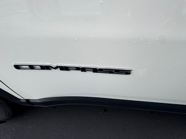 Used 2020 Jeep Compass Latitude w/ Popular Equipment Group image 40