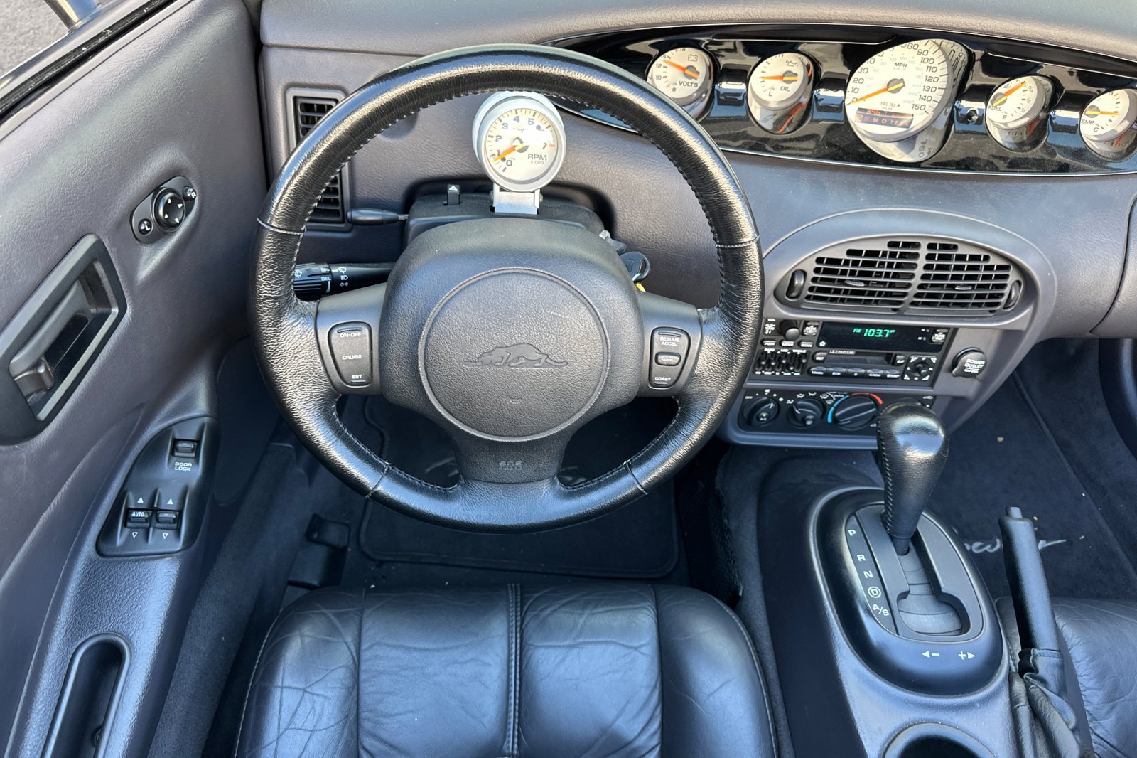 Used 1999 Plymouth Prowler RWD image 16